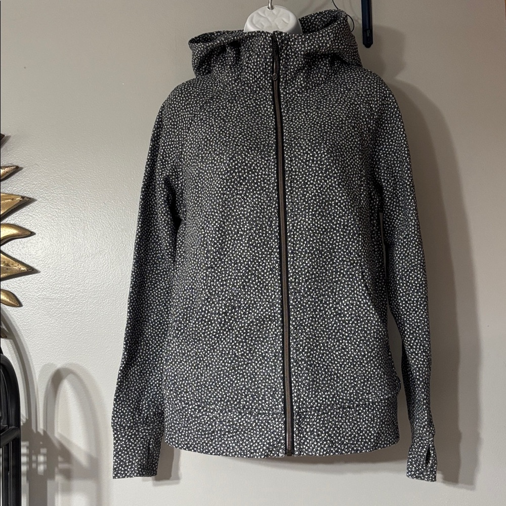 Lululemon Scuba Hoodie IV - Frozen Fizz (White & Black) - Picture 5 of 9